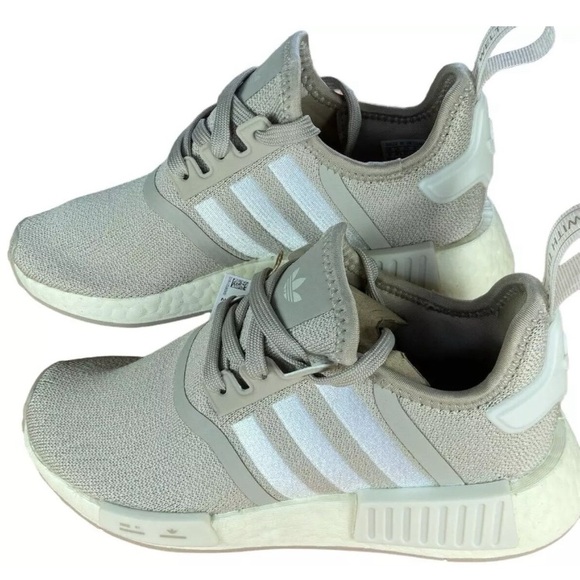 NEW Adidas Women NMD_R1 Shoes - Picture 4 of 8